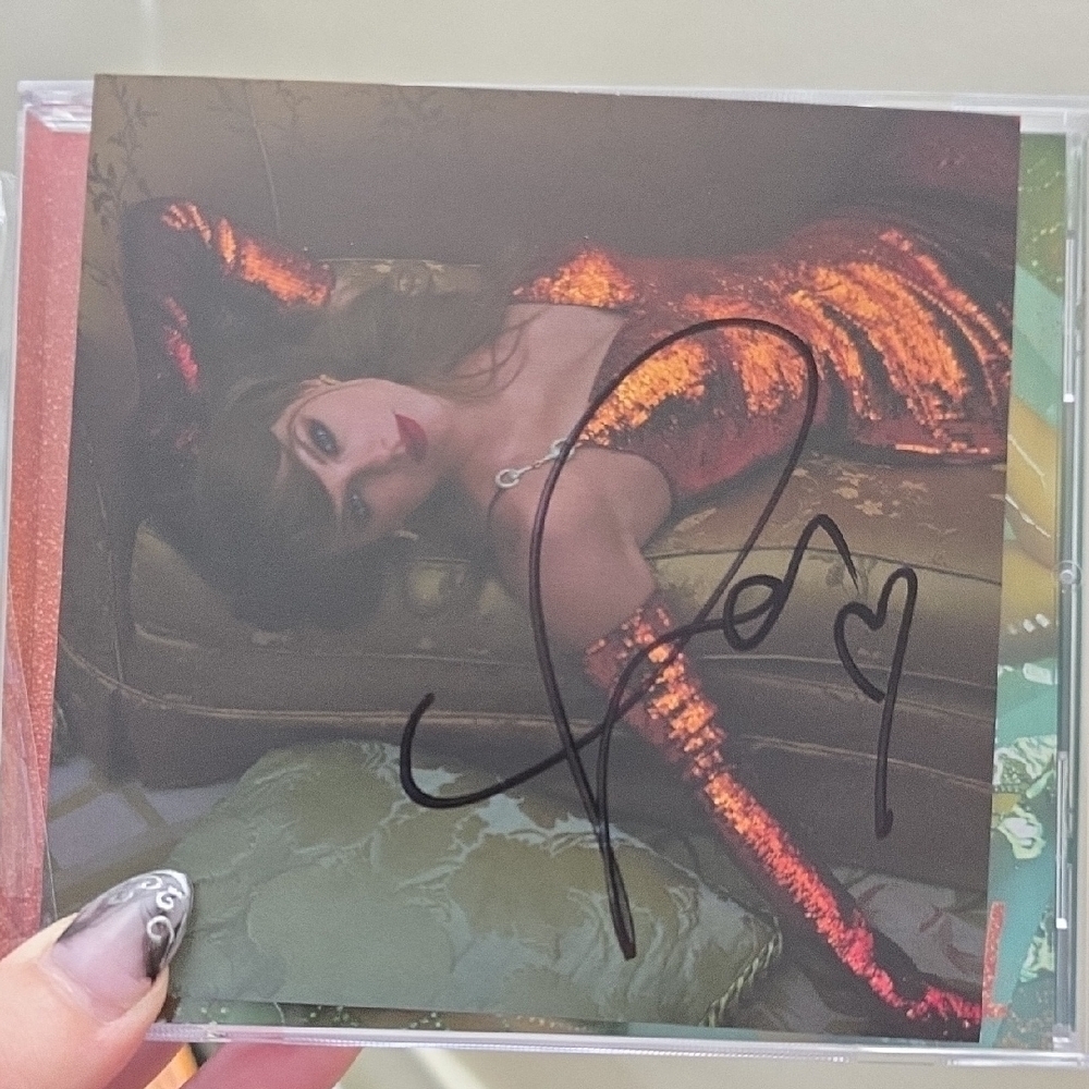 Detached Heart Taylor Swift Autograph CD #2
